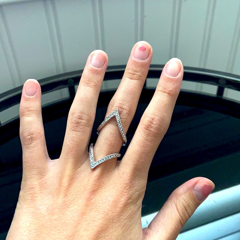 Adjustable silver long ring